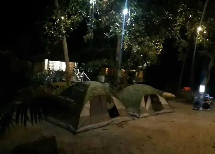 Coconut Beach Bar And Cottages