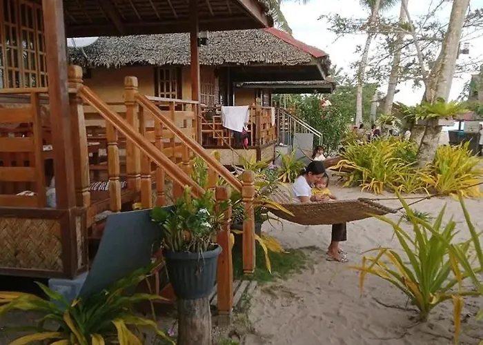 Coconut Beach Bar And Cottages
